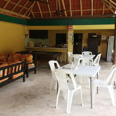 Amigos Hostel Cozumel Zewnętrze zdjęcie