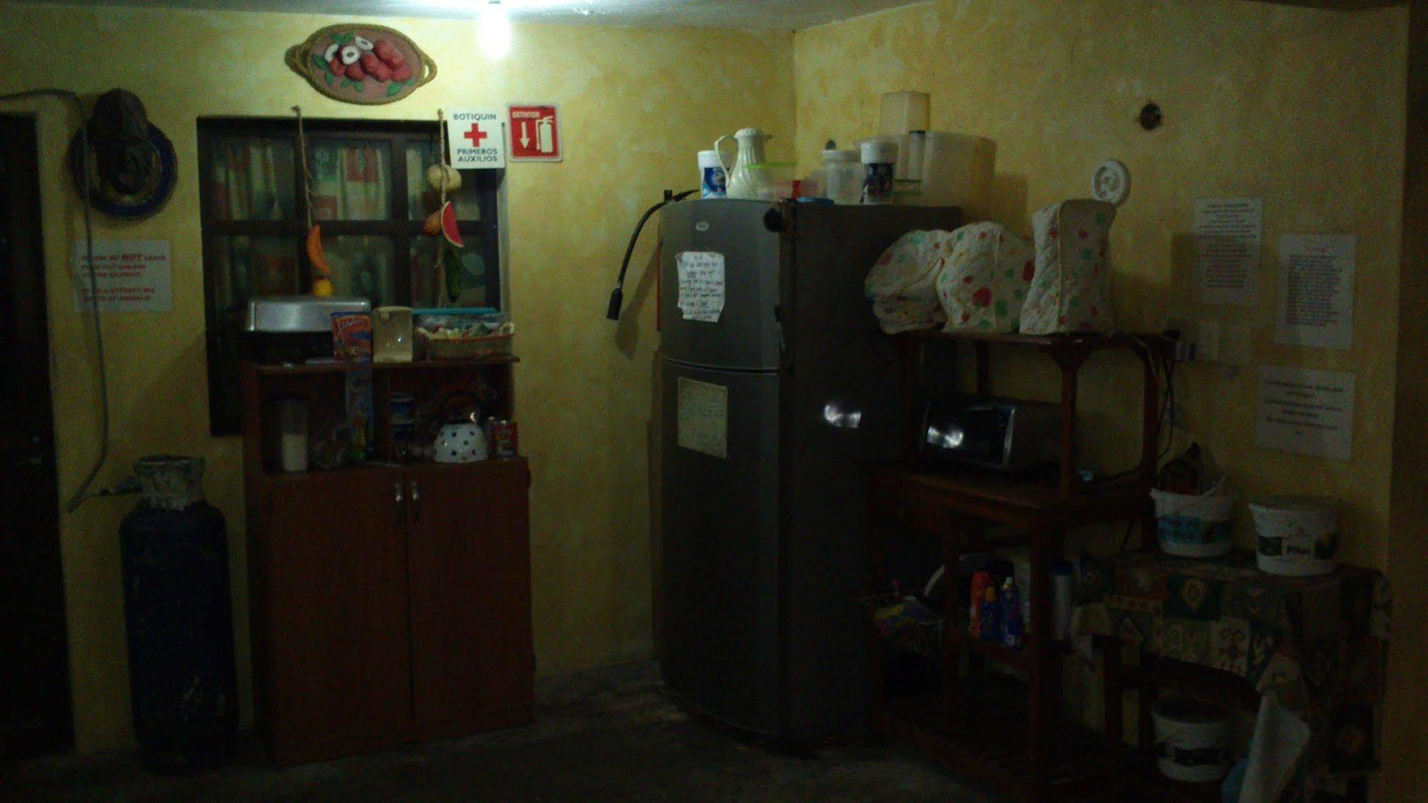 Amigos Hostel Cozumel Zewnętrze zdjęcie